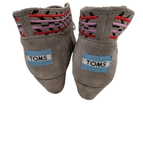 Toms | Size 7.5 Wedge Suede Embroidered Bootie Lace Up Desert Grey Southwestern - Picture 7 of 9